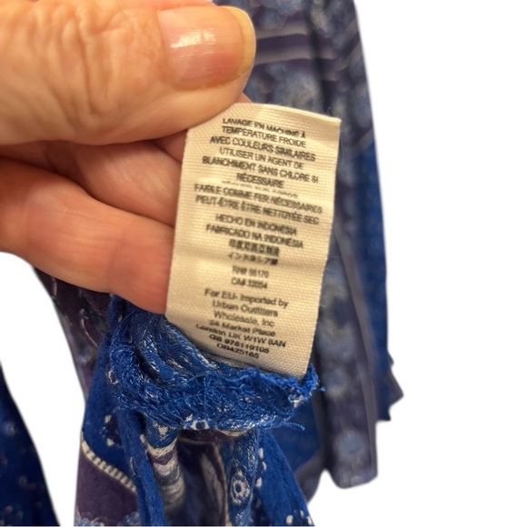 Free People Blue Changing Times Long Sleeve Tunic Top Boho Bandana Print Sz L - Picture 10 of 11